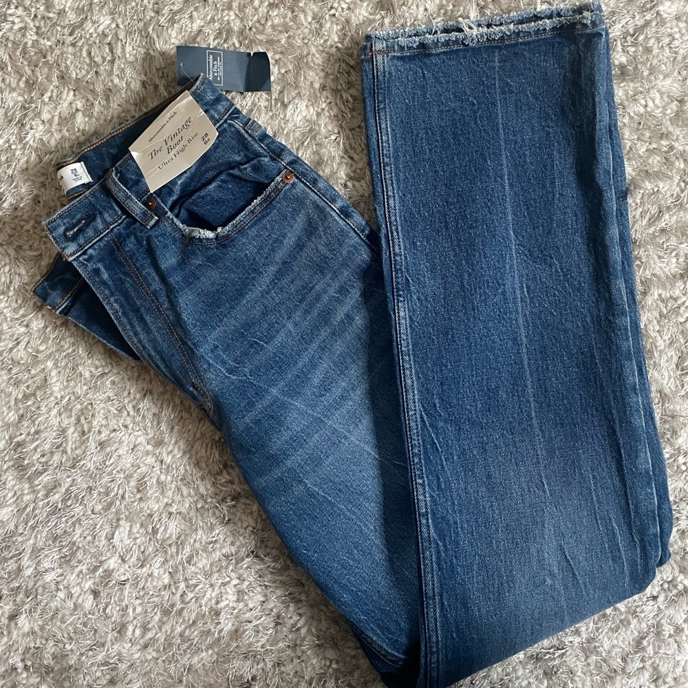 A&F vintage boot ultra high rise